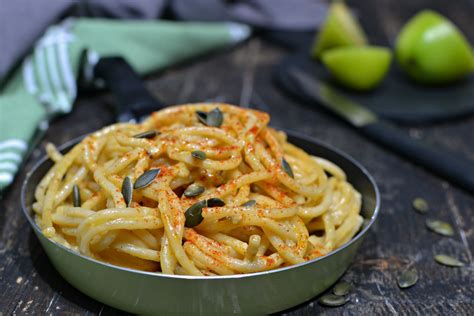 Pasta Con Pomodori Verdi