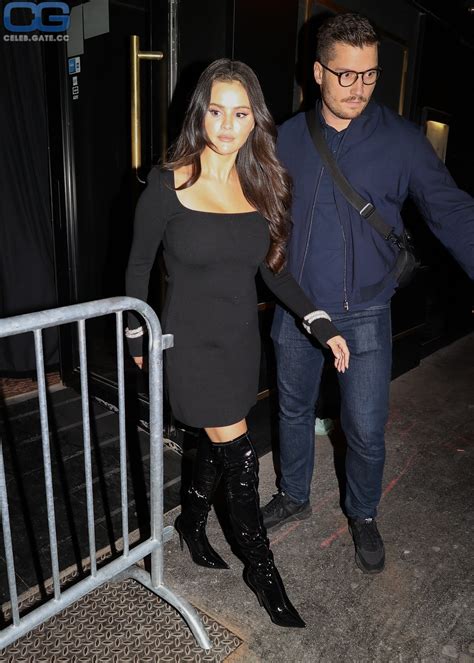 Selena Gomez Nude Pictures Onlyfans Leaks Playboy Photos Sex Scene Uncensored