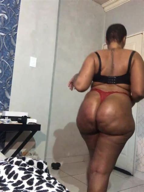 Mature Chubby Ebony Masturbating ThisVid