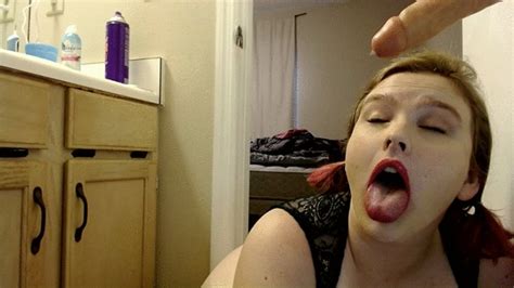 Fun With A Squirting Dildo Emma Lilly Clips Clips Sale