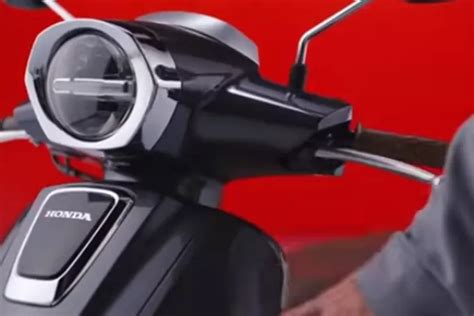 Honda Stylo 160 Siap Dirilis Pertarungan Dunia Skutik Retro Semakin