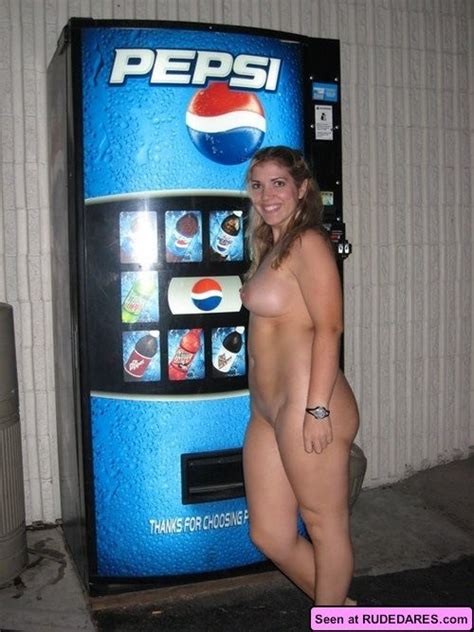 Women Caught In The Nude Porn Pictures Xxx Photos Sex Images Pictoa