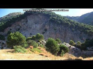 Amateur Oral Sex On A Romantic Picnic Scene 3 Hotntubes