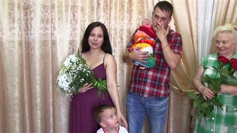 Выписка из роддома г.Пенза 21.06.2015 - YouTube