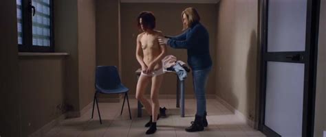 Naked Daphne Scoccia In Fiore