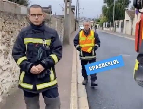 Un Jeune Homme De Ans Tu Par Sa Famille Parce Qu Il Est Gay