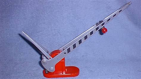 152 Crossing Gate - Lionel Trains Library