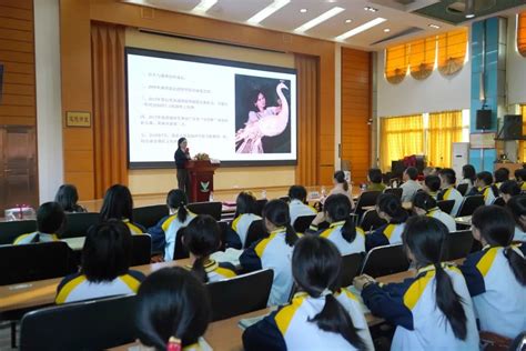 非遗大师面对面——非遗进校园之新会葵艺宣讲活动工作动态江门市文化广电旅游体育局