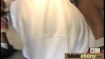 Interracial Bukkake Sexo Con Negro Estrella Del Porno 5 XVIDEOS