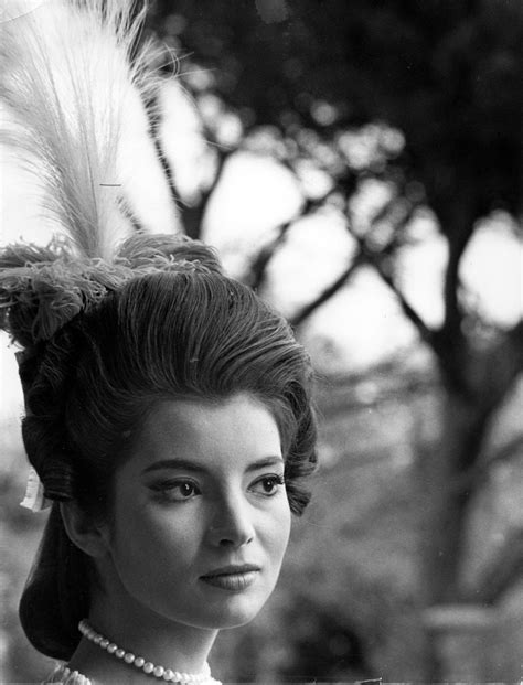 Rosalba Neri Fan Blog: Le voci bianche (1964)