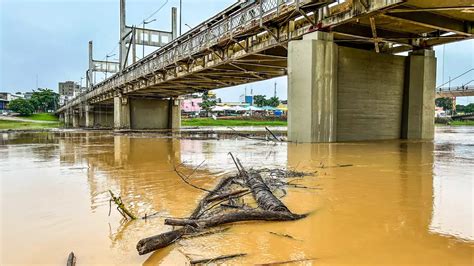 Rio Acre Sobe Quase Metros Em Horas E Pode Atingir Cota De