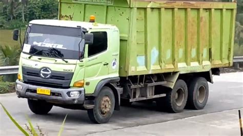 DUMP TRUCK HINO MERAH HINO HIJAU FUSO HANDAL DI SEGALA MAEDAN TANJAKAN