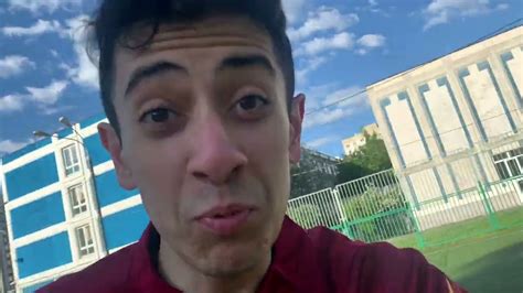 Делаем футбольную карточку. Карточка в фифе. Сила удара - YouTube