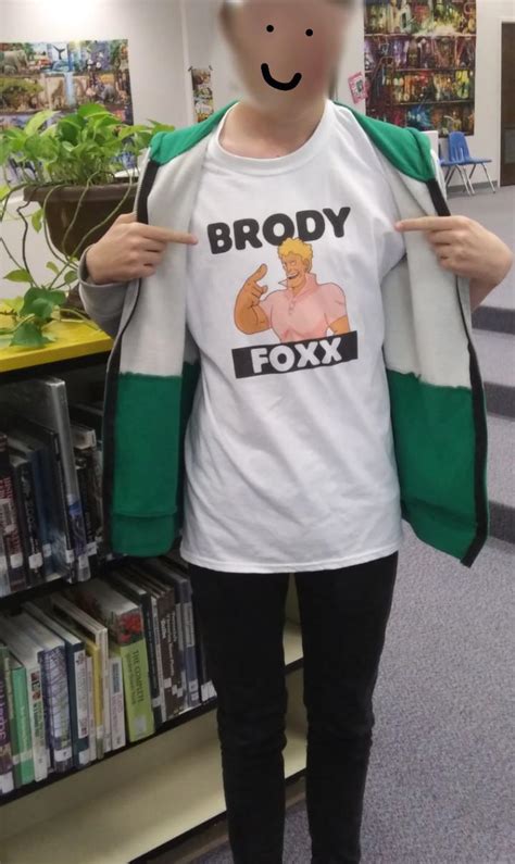 Yo mama so stupid she bought brody foxx merch : r/BrodyFoxx