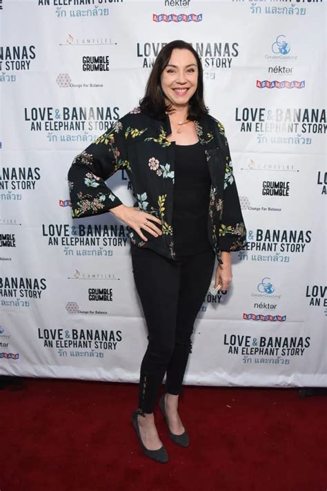 Flo From Progressive Net Worth (Update) - Famous People Today