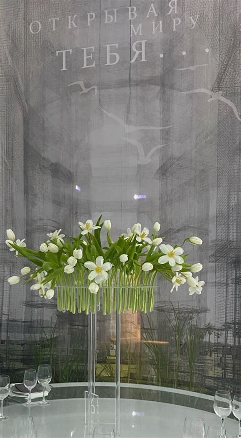 Быстрое сохранение에 있는 Mari.kosheleva.design님의 핀 | 꽃 디자인, 센터피스, 웨딩 센터피스