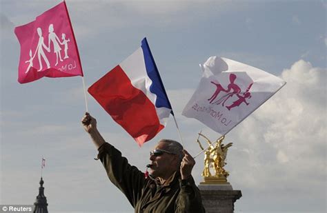 France Protest Thousands Of Parisians March In Demonstration Over Gay Marriage Daily Mail Online