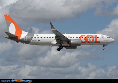 Boeing 737 8 MAX GOL Linhas Aereas PR XMA AirTeamImages