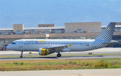 Ec Lop Airbus A Vueling Douglas Buick Flickr