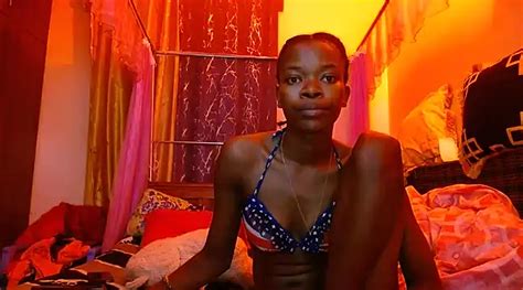 CurvyChloe Stripchat Live Sex Cam Livecamgirls Io