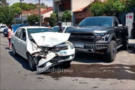 Accidente Fatal Una Mujer Muri Al Chocar Un Auto Y Una Camioneta