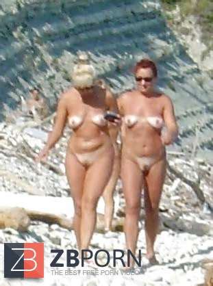 Housewife Nudism ZB Porn