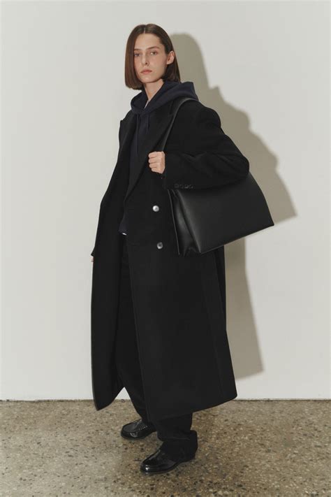 UNISEX TAILORED DOUBLE BREASTED WOOL COAT BLACK Dunst