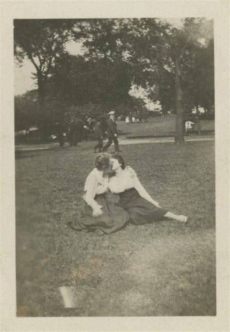 Pin By Elizabeth Hopkins On Sapphic Celebrations In Vintage Lesbian Cute Lesbian Couples