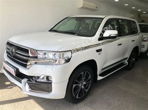 Toyota Land Cruiser Vxs Grand Touring S White For Sale In Qatar