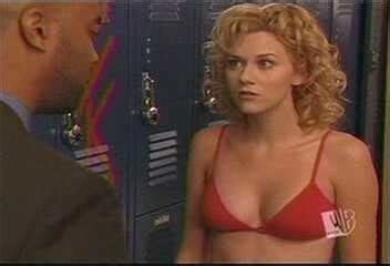 Hilarie Burton Nude Pics Page