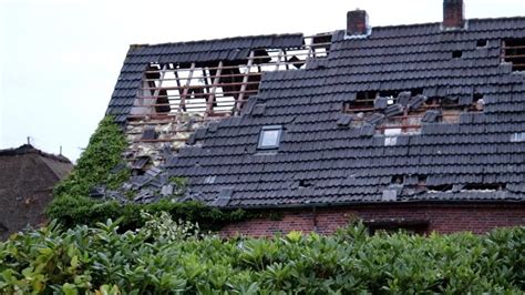 Tornado Zerst Rt Dutzende H User In Ostfriesland Noz