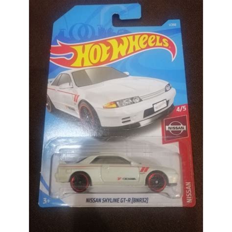 Hot Wheels Nissan Skyline Gt R Bnr Shopee Malaysia