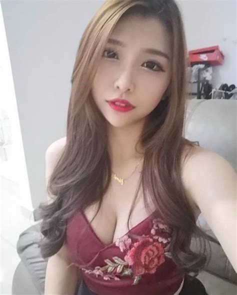 Singaporean Schoolgirl Part Time Erotic Sex Massage Nuru Service