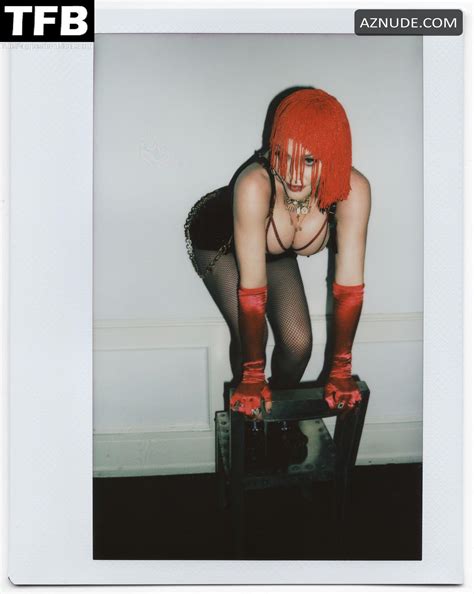 Madonna Sexy Poses Showing Off Her Nude Boobs In A Photoshoot AZNude