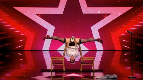 Achtung Es Wird Schl Pfrig Beatrice Spielt Mit Ihrer Vagina Fl Te Rtl De