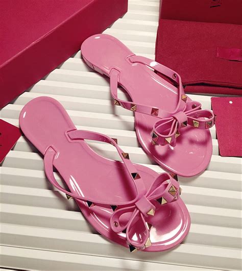 2020 High Quality Pvc Jelly Shoes Women Slippers Brand Designer Rivet Ladies New Stylus Summer