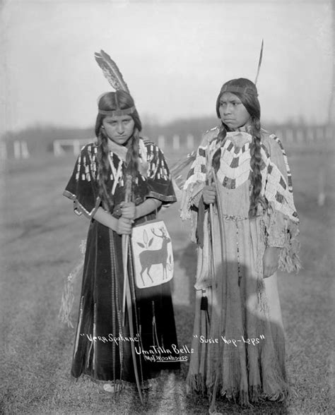 Native americans of the pacific northwest - oklahomajord