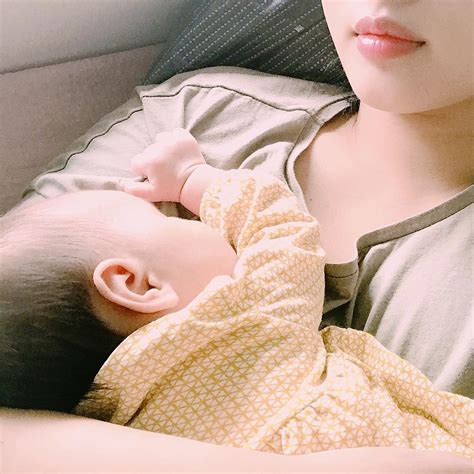 Hot Mom Th H M I Ng I M Chu I C A H Ng Ki M T Th Ng Ng I C L Ng Followers V T M T