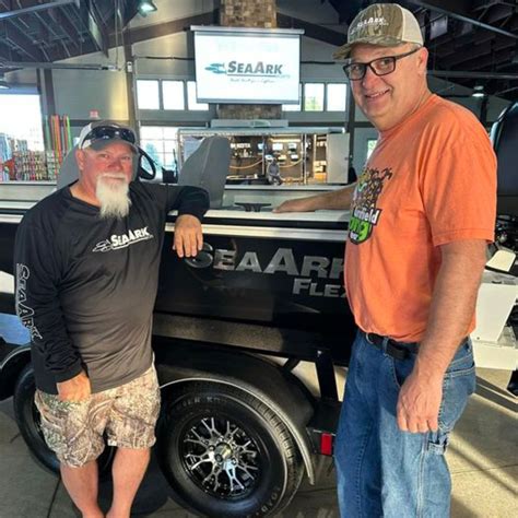 Pro Staff John Godwin Seaark Flex Cornfield Fishing Gear