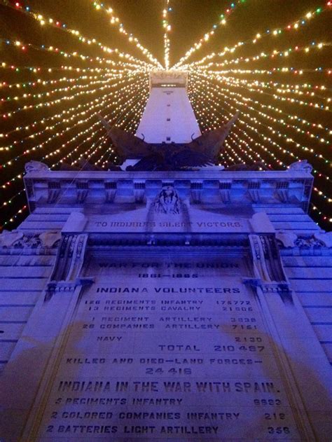 Circle Of Lights Monument Circle Indianapolis In Indianapolis