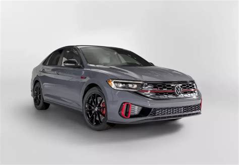 Precios, equipamientos y versiones de VOLKSWAGEN Jetta GLI 40th julio 2025