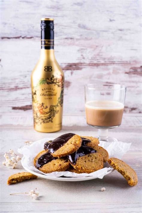 БИСКВИТИ С БЕЙЛИС И ЛЕШНИЦИ / BAILEYS HAZELNUTS COOKIES | Food, Hazelnut