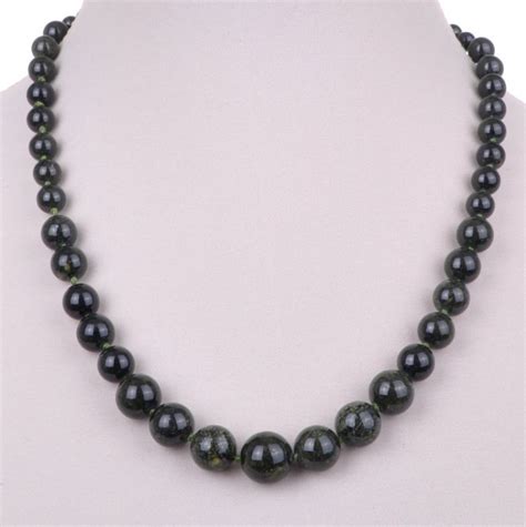 Купить Бусы из змеевика "Волна-2" по цене 411 руб. в Мире Прекрасного