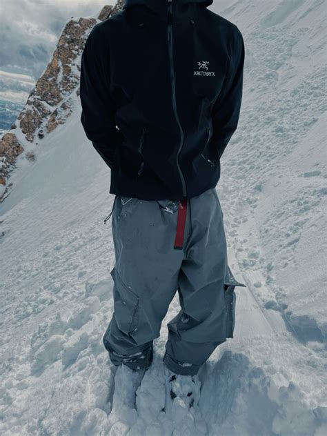 snowboarding outfit men 4