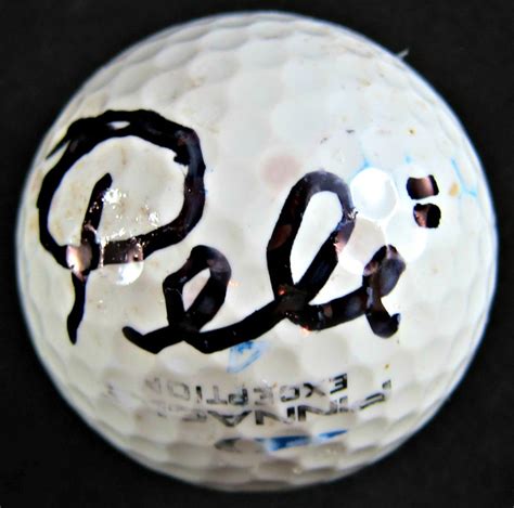 Pele Autographed Golf Ball - Memorabilia Center