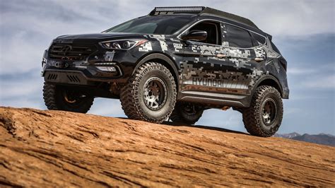 Rockstar Energy Hyundai Santa Fe Sport Looks Like A Battle Car | Carscoops