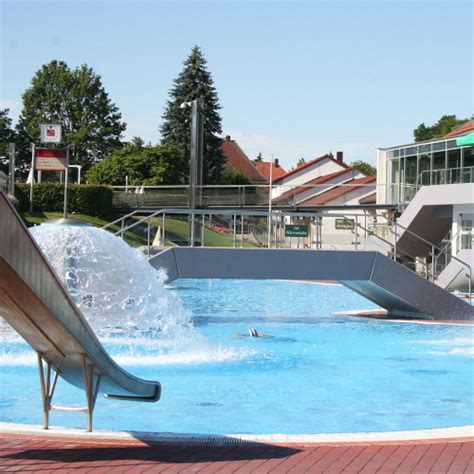 Freibad Schlossbad Neumarkt