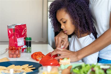 Food Subscriptions for Easier Cooked Meals - Home & Texture