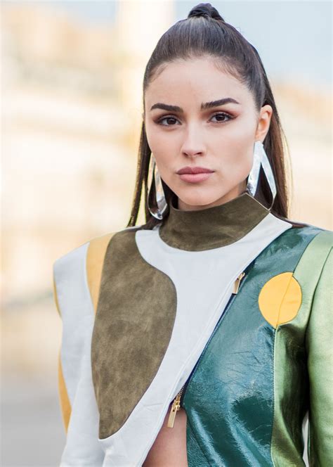 1536x2152 Olivia Culpo 1536x2152 Resolution Wallpaper, HD Celebrities