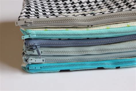 basic zipper pouch tutorial - see kate sew